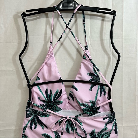 Shein Womens Pink Deep V One Piece Swimsuit with Palm Trees Size Medium (6) - Picture 5 of 9